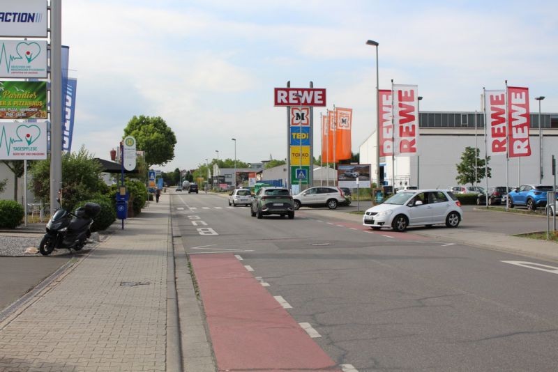 Industriestr. 14  / Otto-Hahn-Str. Einf. Rewe im FMZ