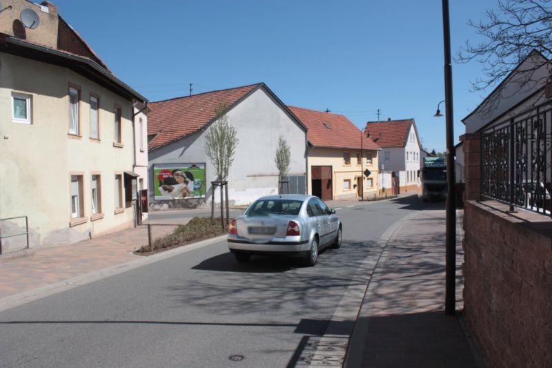 Römerstr. 2  quer