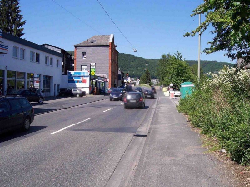 Koelner Str. 33 (B 62) li.