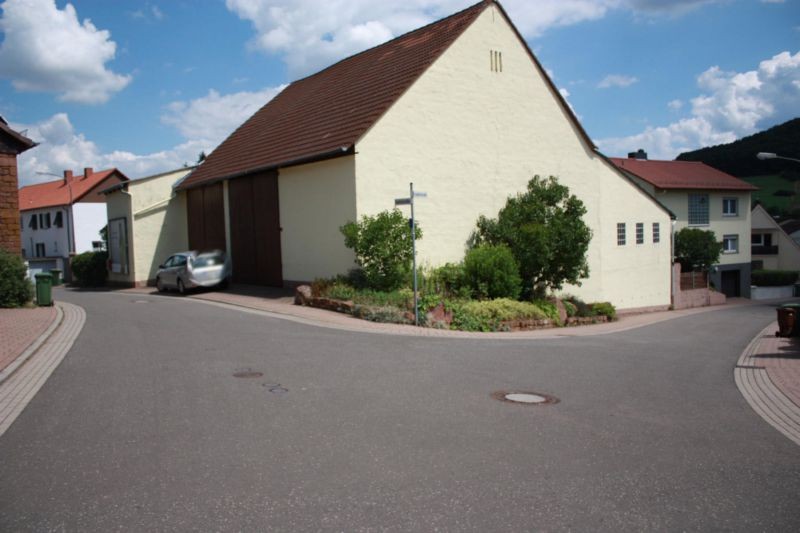 Friedhofstr. 8 / Hohlstr.