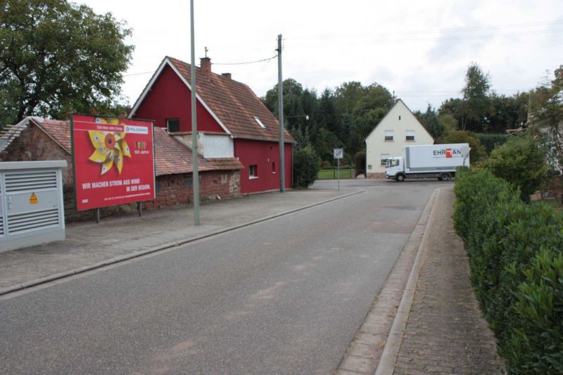 In den Hofäckern / Hauptstr.