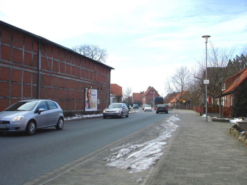 Hauptstr. 15 (B 191)