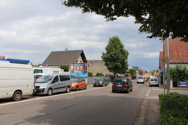 Friedrich-Ebert-Str. 153 quer