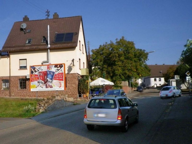 Bottenbacher Str. (L 482)  geg. Hs.-Nr. 116 quer RS