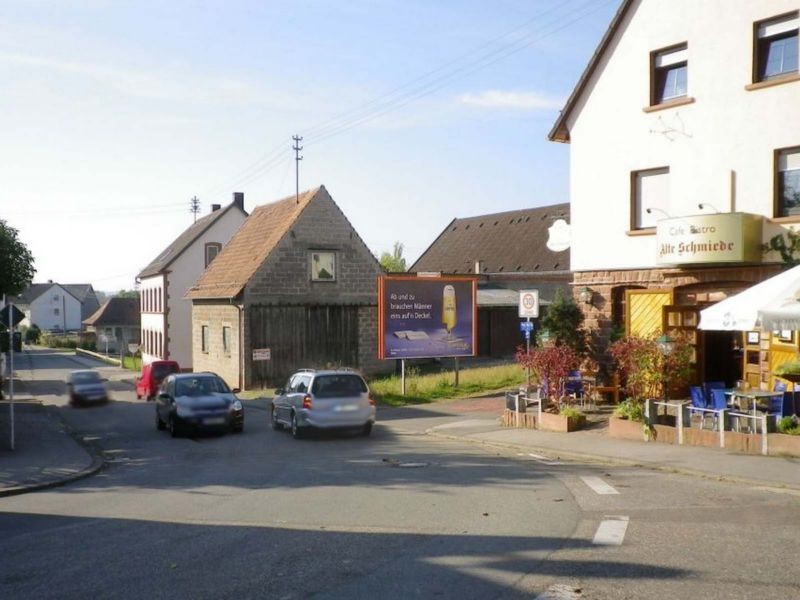 Bottenbacher Str. (L 482)  geg. Hs.-Nr. 116 quer VS