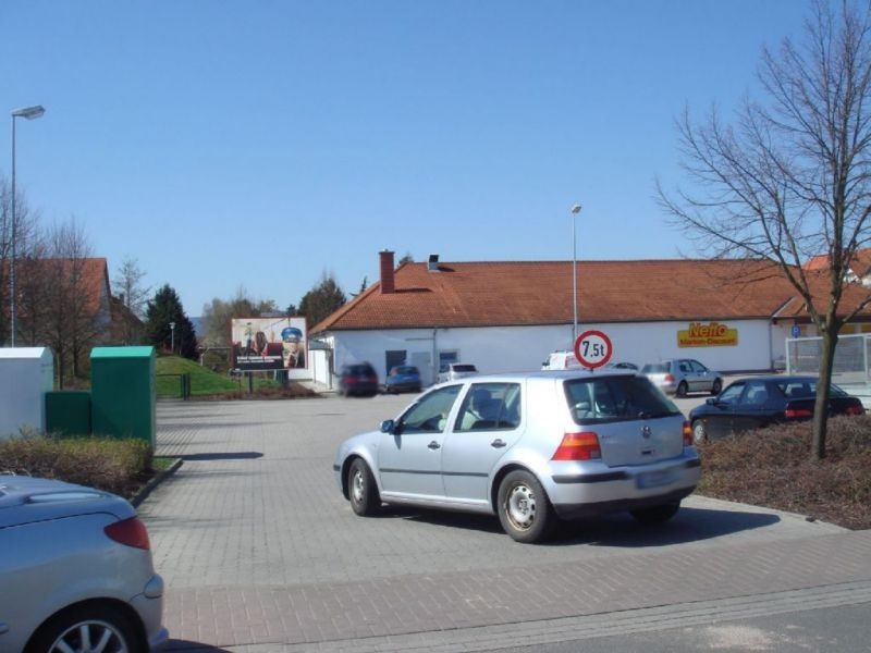 Hauptstr. 67  / Oberndorfstr. / (PP) Netto geg. Einf.