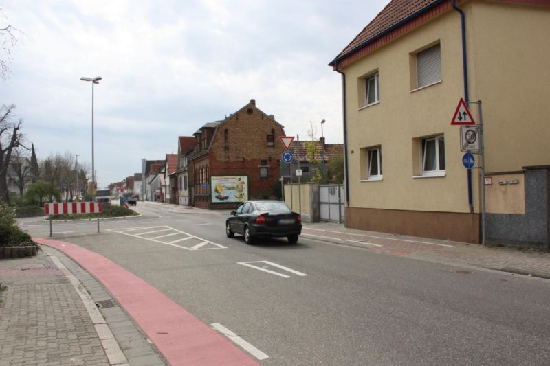Burgstr. 124  / Maxburgstr.