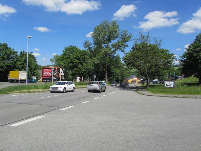 Schwarzenberger Str.  (B 101)   gg. Einf. Diska-Markt