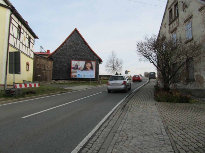 Chursdorf 1 (B 175)  / Ri. Werdau quer