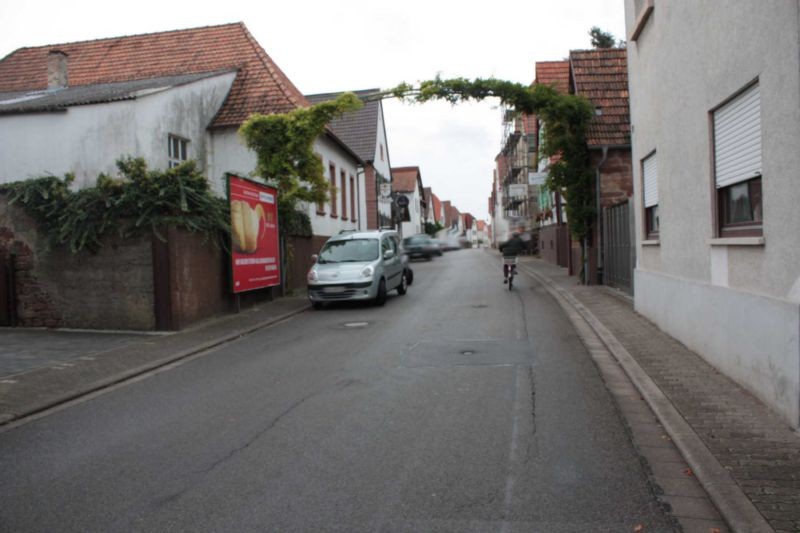 Obere Hauptstr. 17
