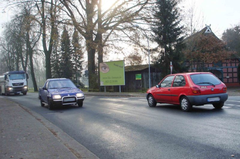 Lauenbrücker Str.  / Im Dorfe 8