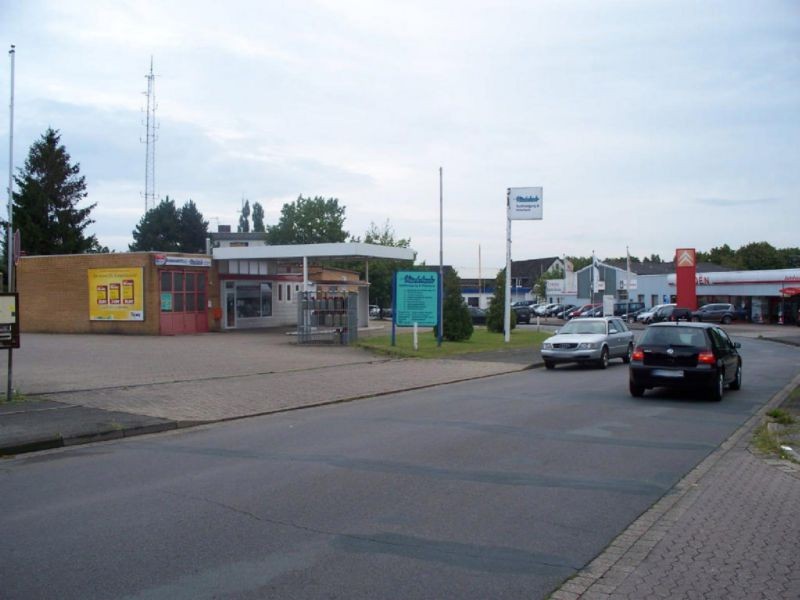 Im Burgfeld 2  / geg. Citroen