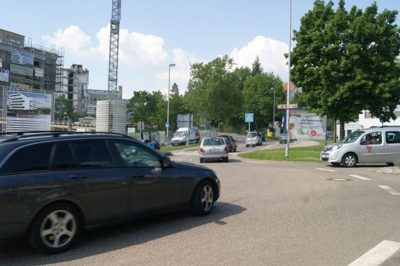 Kreisverkehr Winnender Str.  / Korber Str. VS Fahrtr. (B 14)