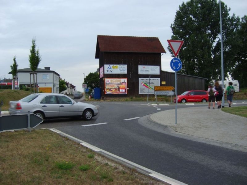 Mühlstr. 6 / Albert-Einstein-Allee quer