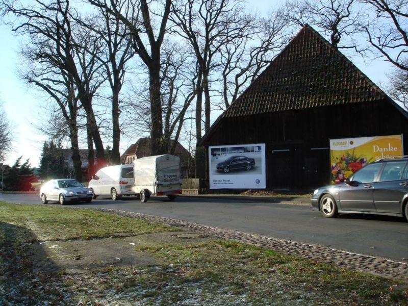 Dorfstr. 3 - 5  , Nh. Einmündung An der Bünte 11