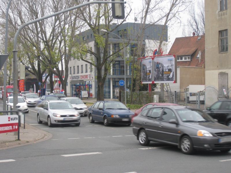 Rießner Str. (B 85)  / Ettersburger Str. re.