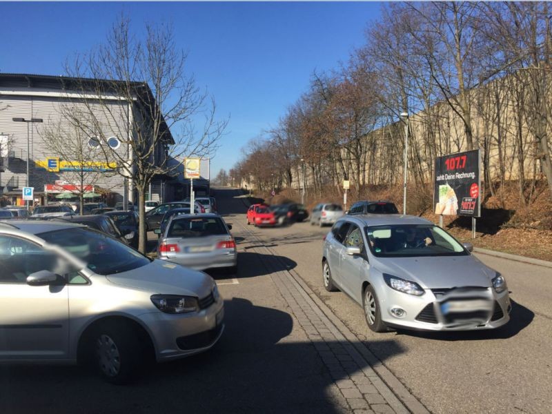 Kalkofenstr. 5  / geg. Ausfahrt Edeka