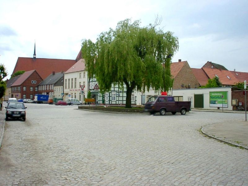 Marktplatz 18