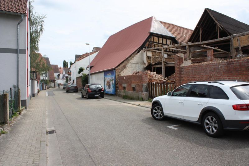 Raiffeisenstr.