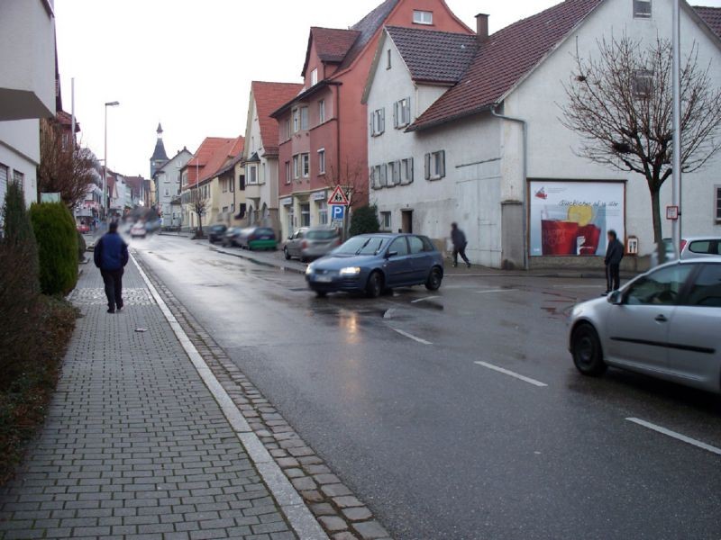 Bahnhofstr. 30  / Friedrichstr. quer