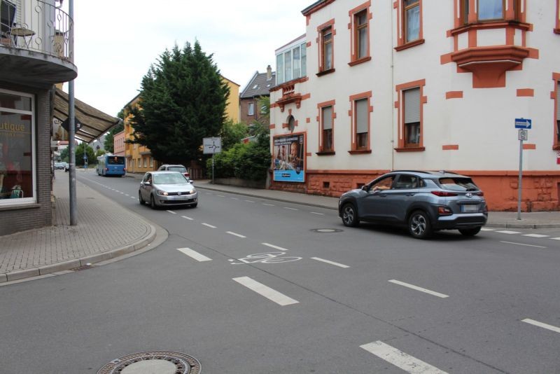 Friedrich-Ebert-Str. / Burkhardstr. 22
