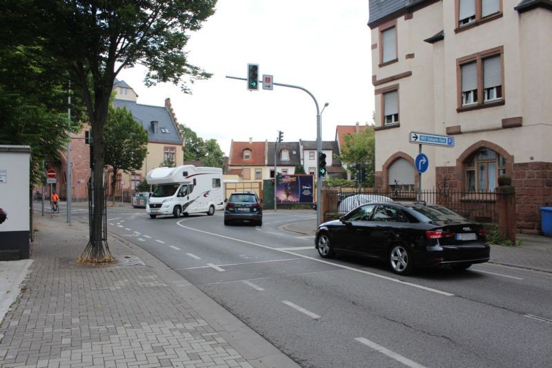 Wallstr. 40 / Berliner Ring quer