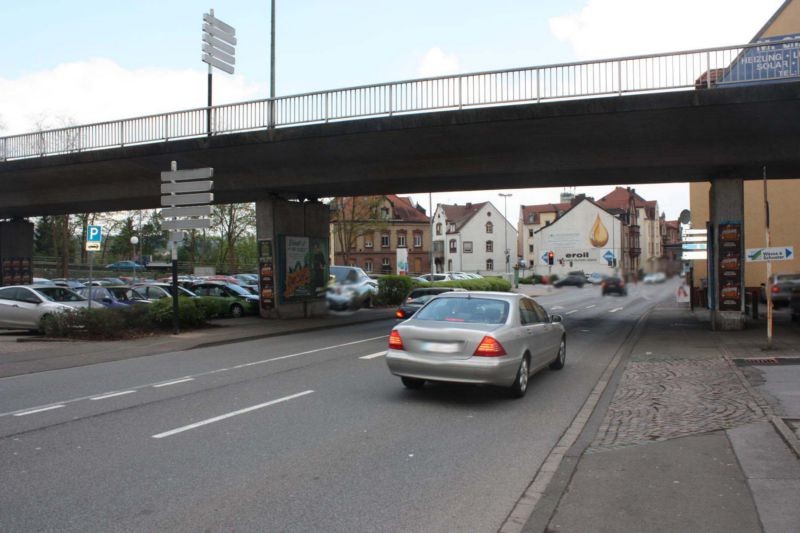 Lützelstr.  / Gottlieb-Daimler-Brücke li.