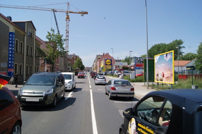 Bahnhofstr. 4  Ampel li.