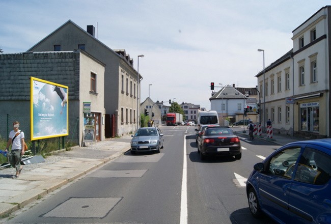 Bahnhofstr. 4  Ampel re.