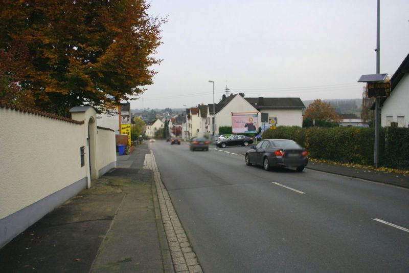 Friedrich-Ebert-Str. (B 8)  / Sandweg VS