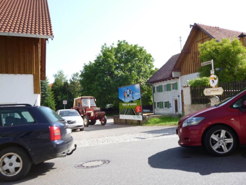 Bahnhofstr. 2
