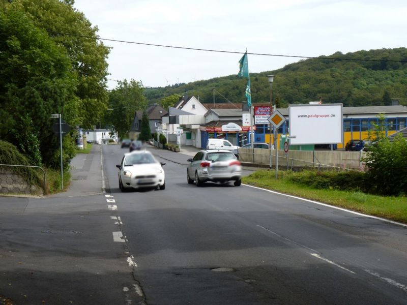 Bismarckstr. 57a (L 293)  / Finkenweg quer