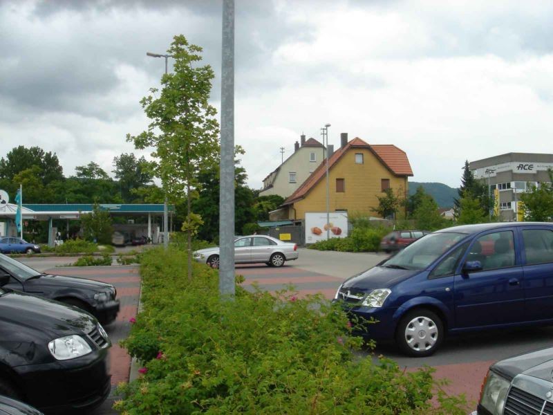 Im Schwöllbogen 19  / Real u. Aldi (PP)