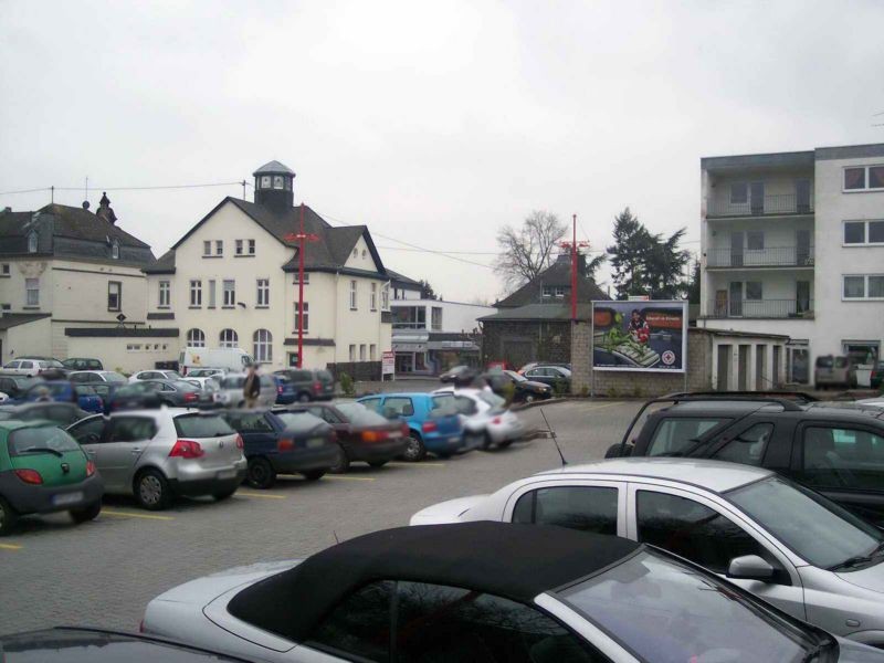 Bahnstr. 19  / Rewe XL geg. Eing. Si. Eing.