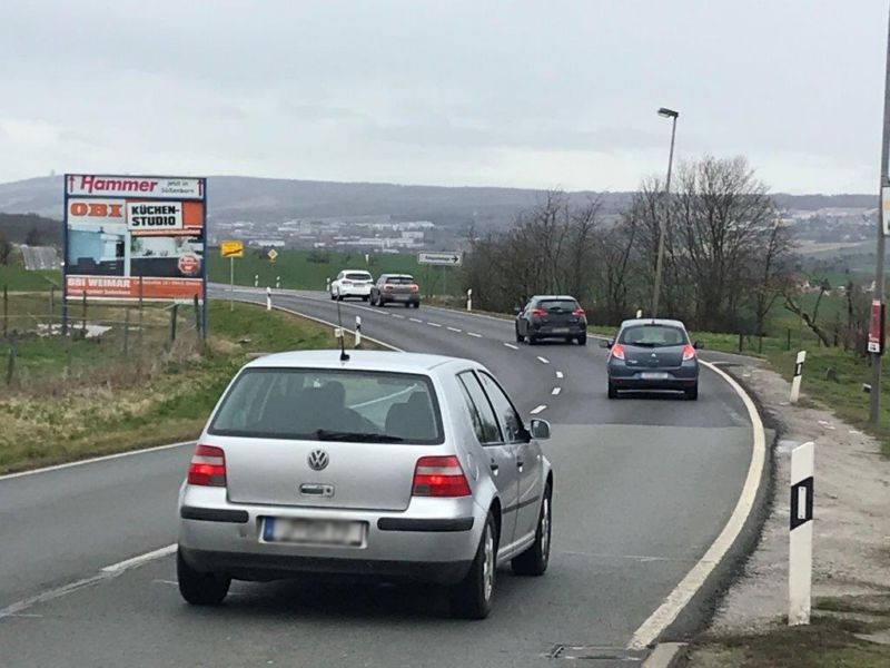 Jenaer Str. (B 7)  quer / Ortsausg. Ri. Weimar RS re.