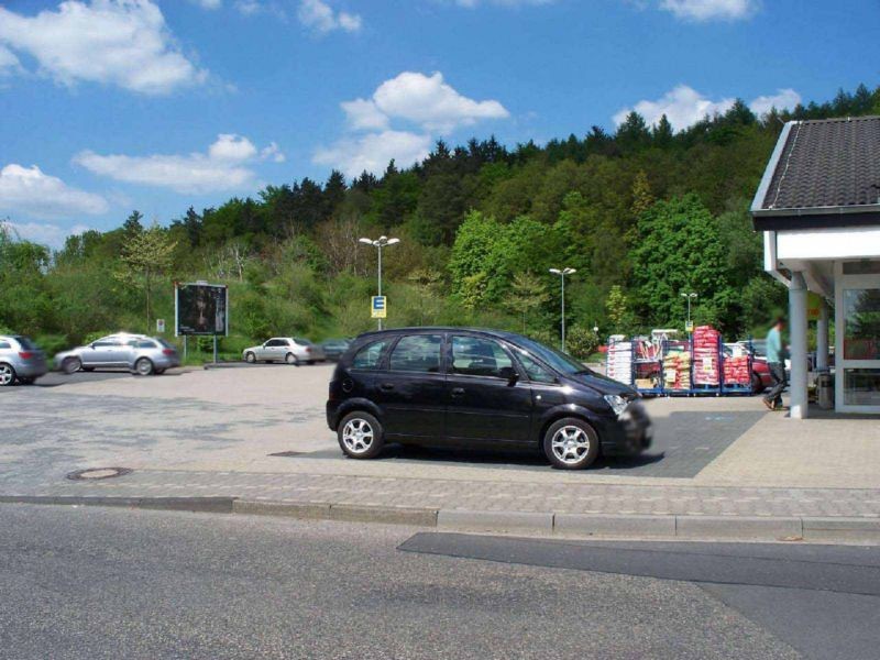 Bahnhofstr. 40-44 (PP) Cap-Markt