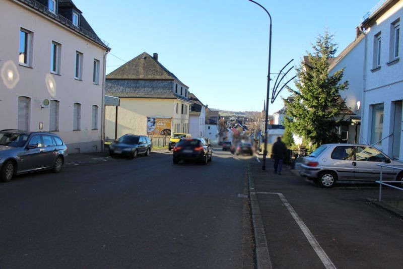 Bahnhofstr. 42 Giebel re.