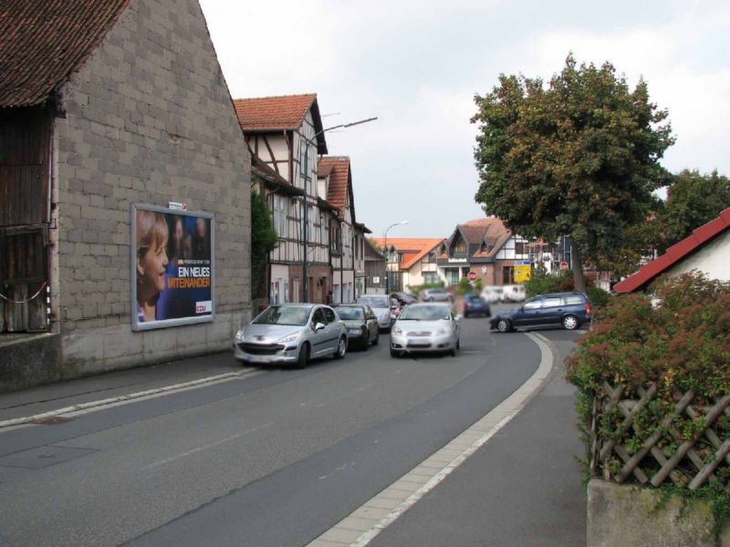 Brückenauer Str. 12  (L 3371) - parallel