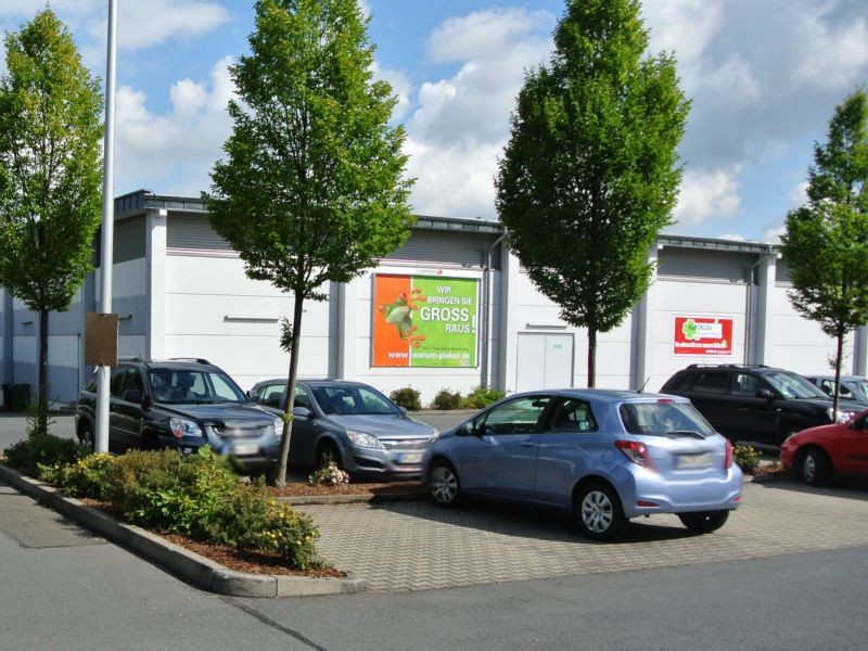 Königsberger Str. 20  / (PP) li.