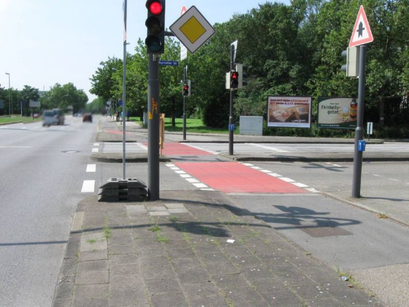 Bayreuther Str.  / Bruchwiesenstr.