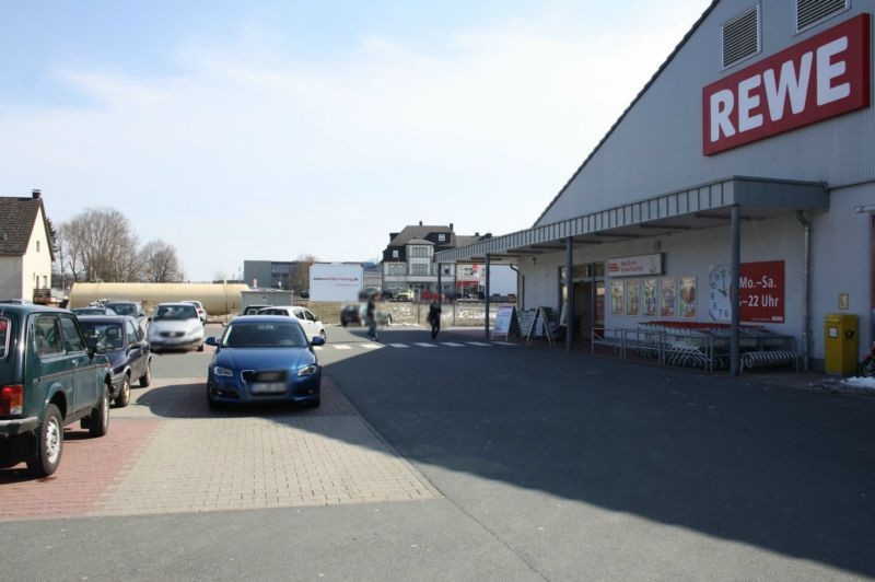 Bahnhofstr. 38  / Si. Eing. Rewe