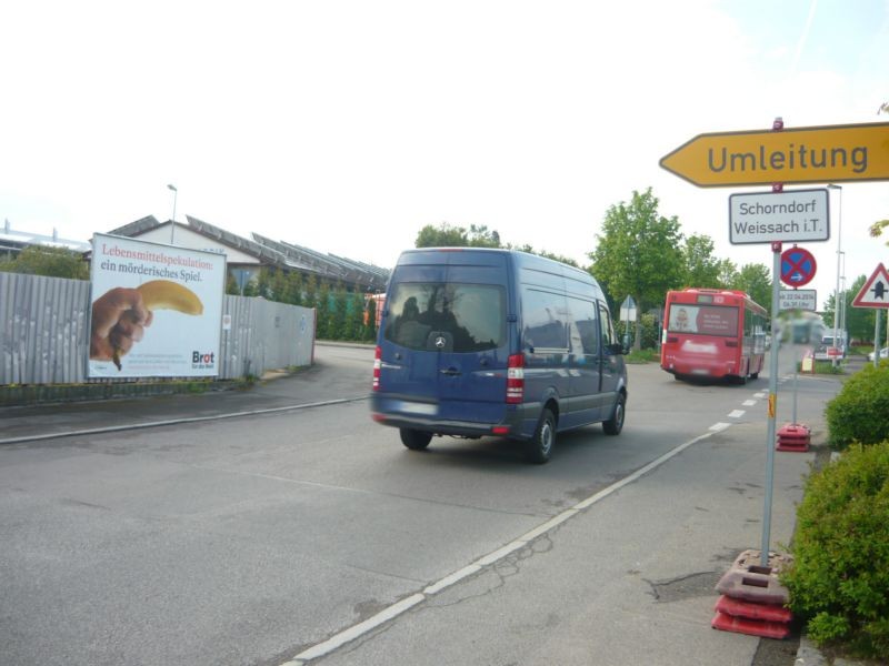 Im Kusterfeld  / Winnender Str. re. / Ri. Kaufland