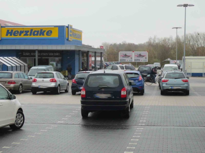 Löninger Str. 14  / EKZ Si. (PP) Edeka