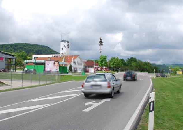 Josef-Mayer-Str. (B 32)  geg. Trigema Fabrikverkauf RS