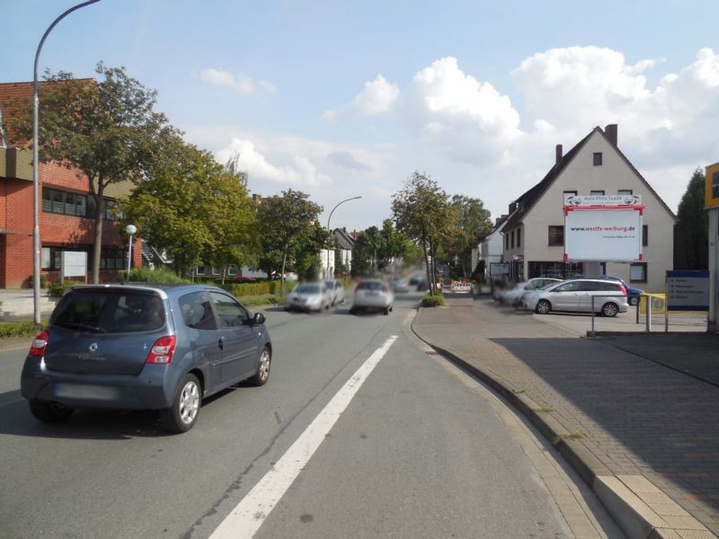 Lagesche Str. 64 (B 239)  VS