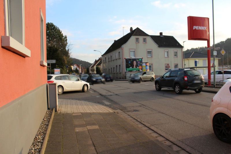 Obere Lauterstr. 2  re.