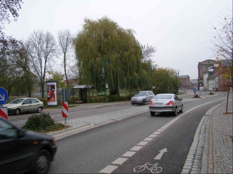 Königstraße neb.32