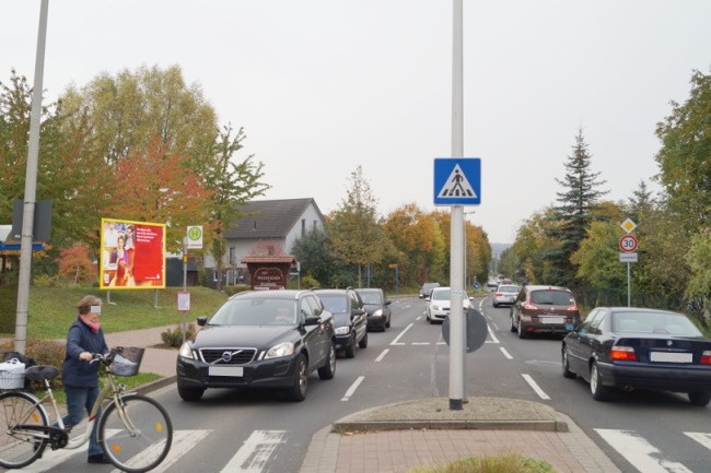 Wenigumstädter Str.  geg. Hochzeitsstr. quer