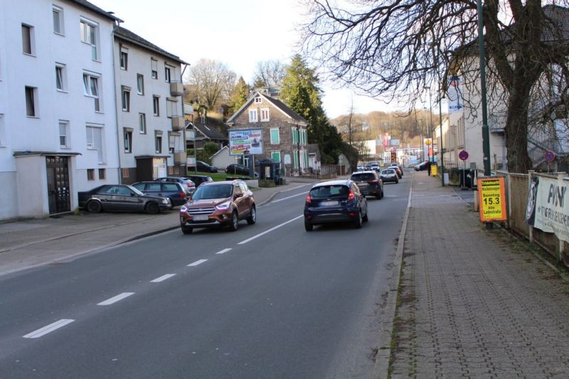 Peterstr. 82 (B 237)  RS