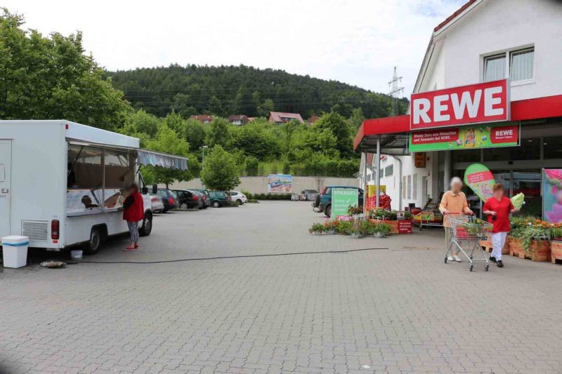 Am Gladeberg 32  / Rewe (PP)